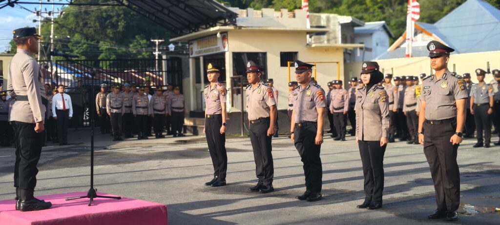 Kapolresta Gorontalo Pimpin Kenaikan Pangkat 36 Personel