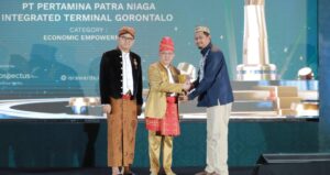 Pertamina Sulawesi Sabet 8 Piala Penghargaan di Ajang Indonesia Social Responsibility Award 2024