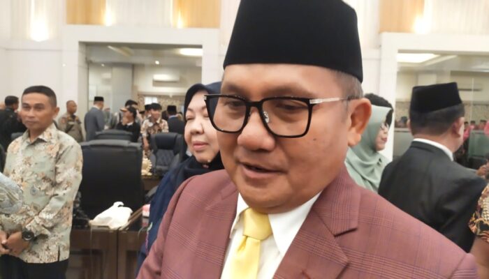 Begini Respons Marten Taha Usai Airlangga Hartato Mundur: Golkar Tetap Solid