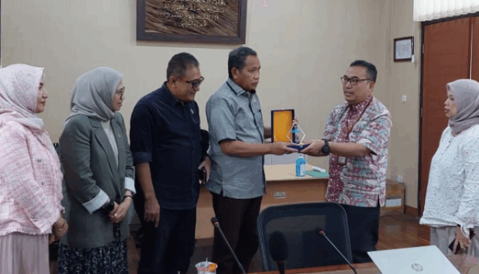 Komisi II Deprov Gorontalo Pelajari Efisiensi Anggaran Pro-UMKM ke Jawa Barat