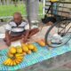 Sebatang Kara, Kakek Nini Jualan Buah di Kota Gorontalo Demi Sepiring Nasi
