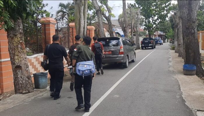 Rumah Mantan Wali Kota Gorontalo Didatangi Tim Kejaksaan Tinggi Gorontalo