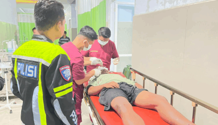 Pengendara Motor di Pohuwato Hantam Minibus Saat Mabuk Berat