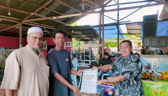 Komisi II Deprov Tinjau Langsung Bengkel Las Kreatif di Desa Tinelo