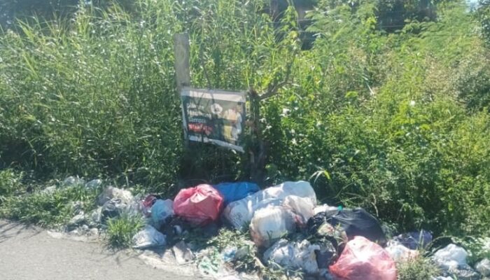Baliho Larangan Tak Berlaku, Sampah Kembali Menumpuk di Desa Permata Bone Bolango
