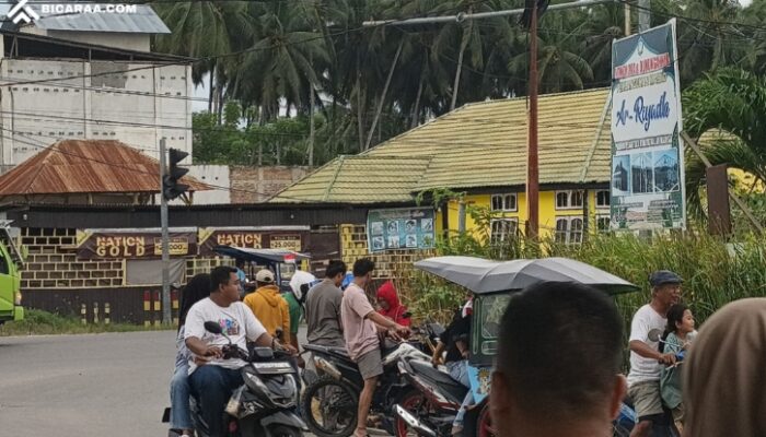 Lampu Merah Padam, Dua Motor Tabrakan di Simpang Blok Plan Pohuwato