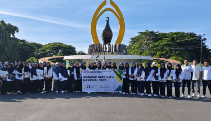 FKIP UNIPO Gelar Peringatan Hari Guru Dengan Edukasi Meriah