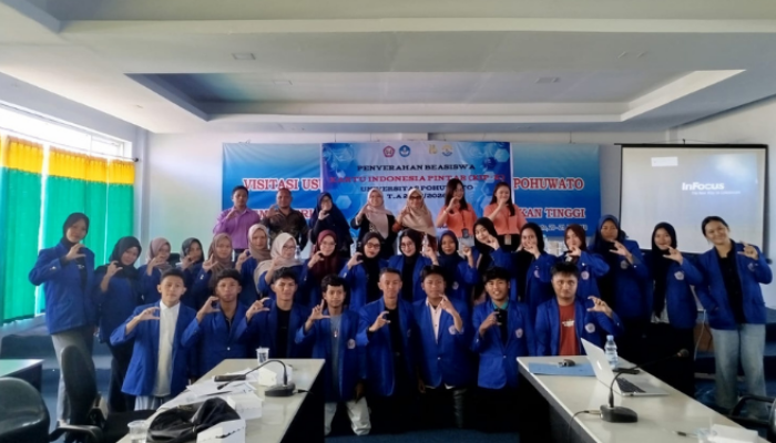 23 Mahasiswa UNIPO Terima Aktivasi Rekening KIP Kuliah 2025