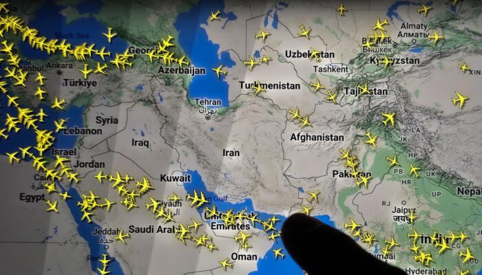 Konflik Iran Israel Picu Pembatalan Penerbangan dari Bali