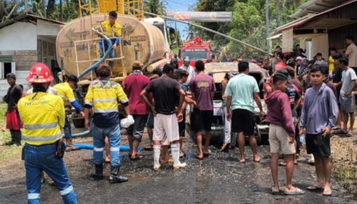 Mobil Pick Up Terbakar di Hulawa, Tim ERT Pani Gold Mine Bergerak Cepat