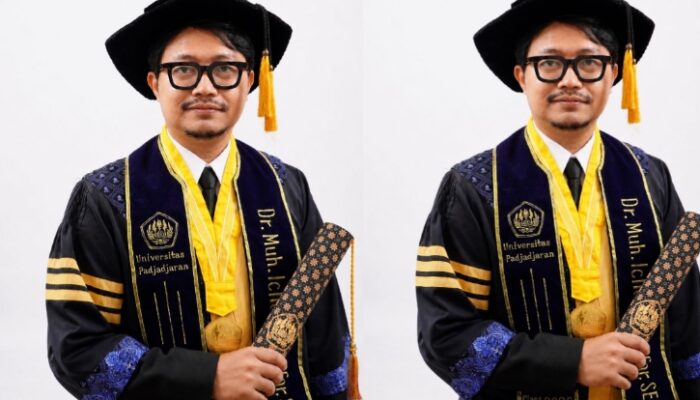 Ketua Yayasan Ichsan Group Raih Doktor Jadi Teladan Civitas Kampus
