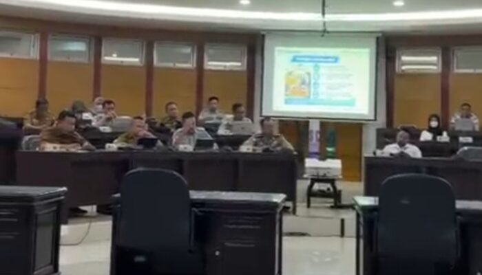 Mikson Yapanto Tegaskan Komisi II Tak Rekomendasikan Gubernur Minta Maaf